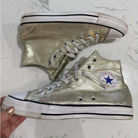 Converse UNISEX CHUCK TAYLOR ALL STAR HI METALLIC SNEAKER Gold, Size 10W, GUC - Picture 3 of 6